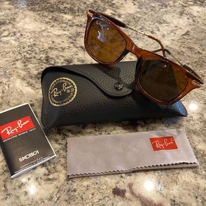 Ray-Ban Unisex Sunglasses